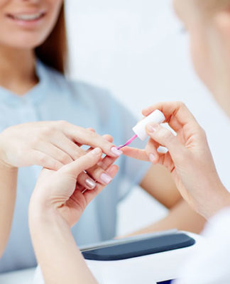 Jak wybrać najlepszy salon manicure w Szczecinie? Wiemy, jak go znaleźć!