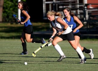 Jak trzymać kij hokejowy?