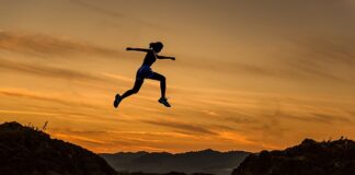 Co daje bieganie w kolcach?