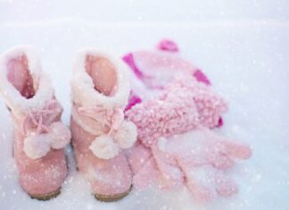 Jaki kolor ubranka do chrztu dla dziewczynki?