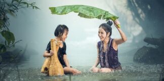 Czym bawią się 4 letnie dziewczynki?