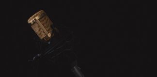 Jak się niesie glos w bloku?