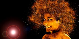 Co zrobić żeby nie było widać ramiączek od stanika?