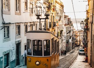 Gdzie zostawić wózek w bloku?