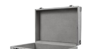 Właściwości i zastosowanie skrzynek metalowych